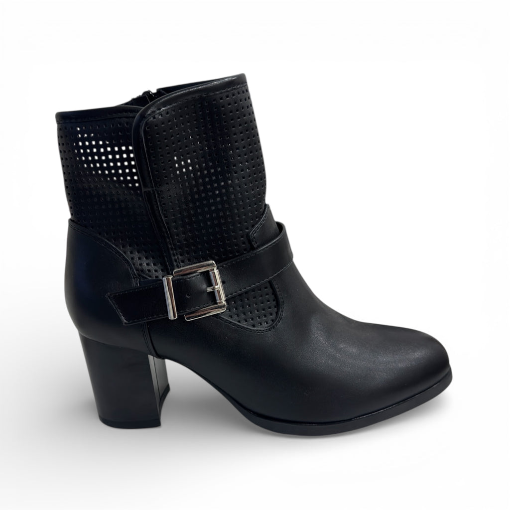 STIVALETTO TRAFORATO FIBBIA JH24-9
